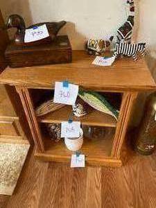 lot 761 image: TWO SHELF OAK BOOKCASE