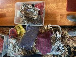 lot 782 image: SCARF UP THESE SCARVES