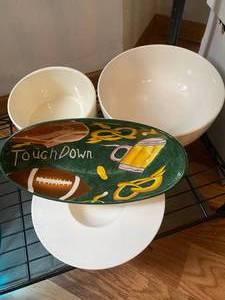 lot 841 image: Ikea Dishware & Sports Dcor Ceram...