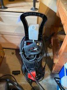 lot 815 image: Clean Force 1,400 PSI Power Washer ...