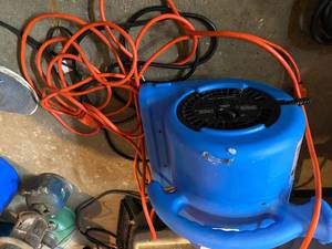 lot 816 image: B-Air Floor Dryer & Extension Cord...