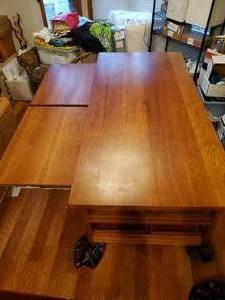 lot 10 image: HARDWOOD DISPLAYBUSINESSHOME TABLE