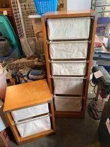 lot 1005 image: Organizer Shelving