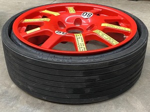 lot 6 image: (1) Space-Saver Temporary Use Tire With 18 Wheel