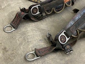 lot 34 image: Lot Of (2) Commercial Tree-Climbing Safety Harness