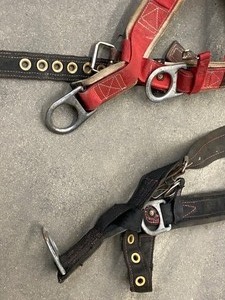 lot 42 image: Lot Of (2) Commercial Tree-Climbing Safety Harness