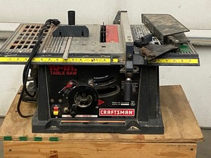 lot 18 image: Craftsman 10 Table-saw