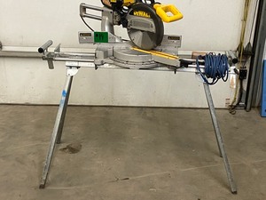 lot 19 image: DeWalt 12 Sliding Compound Miter Saw