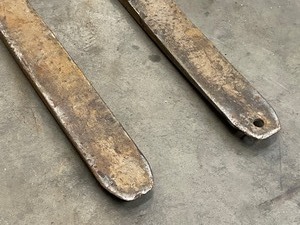 lot 4 image: Set Of Pallet Forks