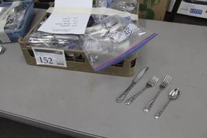 Lot of (700) Dinner Flatware Knife, Salad Fork, Fork, Spoon