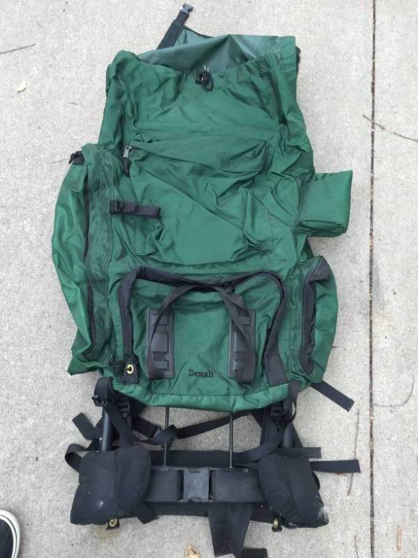 Camp hotsell trail backpack