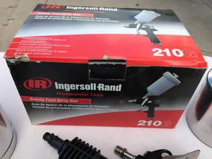 lot 10 image: Paint Sprayer Lot