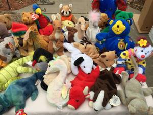 lot 108 image: Plush Lot