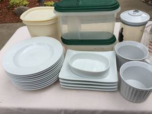 lot 109 image: Assorted Dinnerware and Tupperware