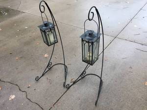 lot 125 image: Two Decorative Hanging Candle Holder Stands