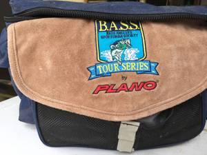 lot 153 image: Large Canvas Tackle Box Full Of Tackle