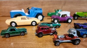 lot 264 image: Large Lot of Vintage Toy Cars