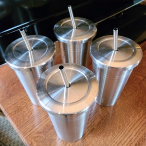 lot 320 image: Set Of Stainless Steel Traveling Cups