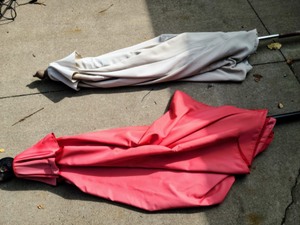 lot 82 image: Two Patio Umbrellas