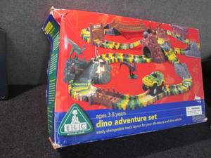 Dino Adventure Set...