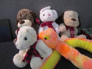 5 Assorted Plush Animals W4...