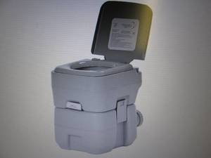 Portable Flush Toilet open box Reta...