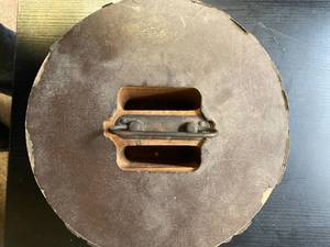 lot 23 image: Vintage Wooden Poker Chip Carousel