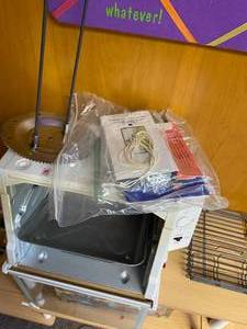 lot 4 image: Ronco Oven