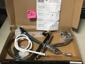 Classic Single-Handle Standard Kitchen Faucet with Side Sprayer in Chrome