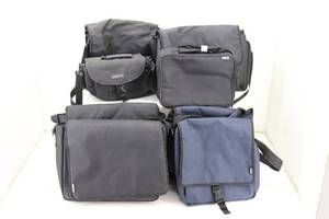lot 19 image: Misc camera and projector cases