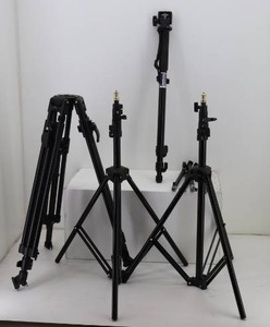 lot 31 image: Misc Tripods