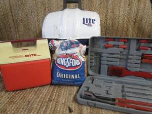 lot 19 image: Miller Lite Keg-A-Que Charcoal Port...