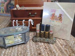 lot 38 image: Jewelry Box With Watches, Vintage L...