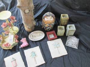 lot 53 image: Home Dcor Lot See Photos V...