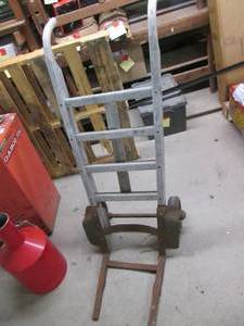 lot 65 image: Vintage Hand Truck 4-Floor...