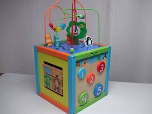 lot 47 image: Toys-R-Us Play Cube-Used