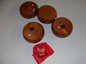 lot 70 image: 4 Crosley Cherry Bun Foot CF0101-CH-Open Box