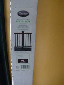 lot 84 image: Trex 4x4x108 Post Sleeve Brown-Not used