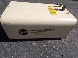 lot 69 image: Metal Tempo LONG Cruise Fuel Tank Marine Gas Tank 18 Gallon