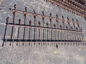 lot 58 image: Antique Vintage Ornate Wrought Iron Fence