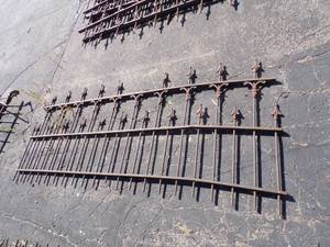 lot 55 image: Antique Vintage Ornate Wrought Iron Fence