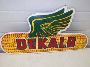 lot 1 image: Vintage Decalb Seed Corn Sign