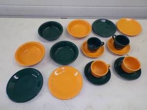 lot 28 image: 16 Pieces Fiestaware