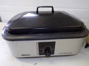lot 48 image: Nesco 18 Qt Roaster Oven and Westbend Upright Coffee Maker, Gott Cooler