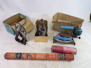 lot 162 image: Vintage Fire Extiguishers and Vintage Irons
