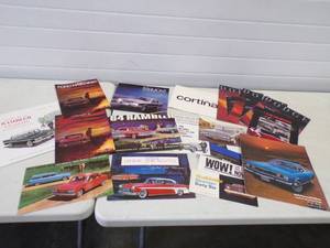 lot 175 image: Vintage Car Dealership Brochures