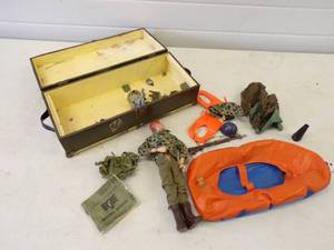 lot 181 image: Vintage G.I.  Joe 1964 with Accessories and Foot Locker