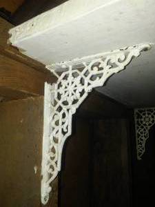 Ornate shelving brackets & shelf