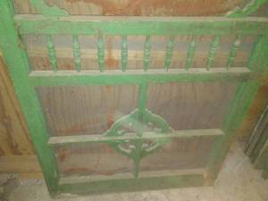 Vintage Screen door - wood 83 x 34, loose screen, You wont find a nicer vintage screen door than this
