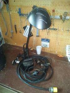 Detail Work light & 2 extension cords.